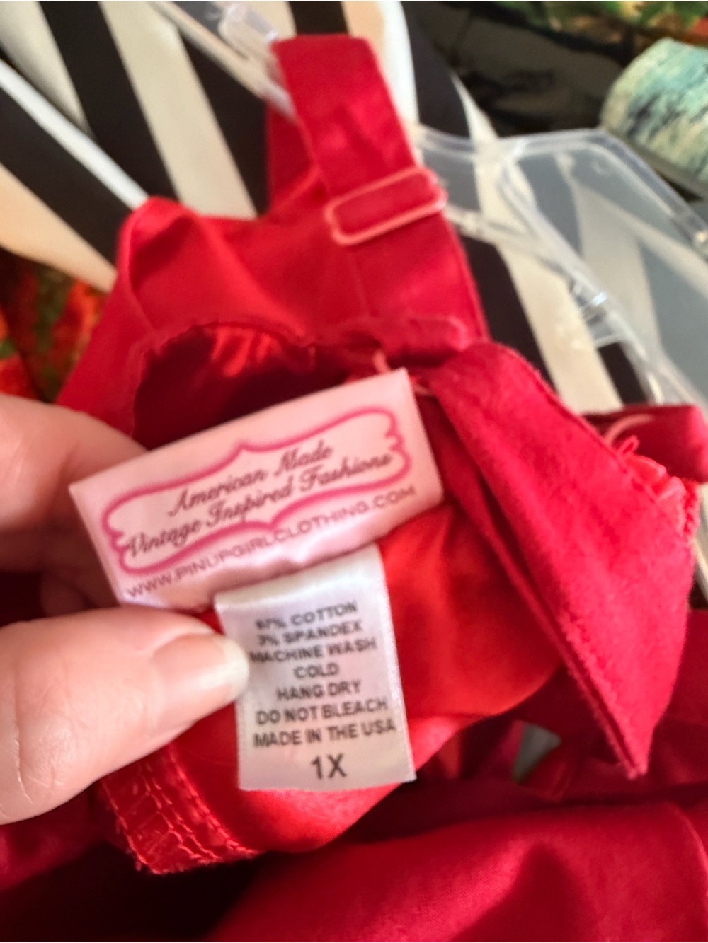 Pinup Couture Red V-Neck Crop Tank Top - Picture 9 of 11
